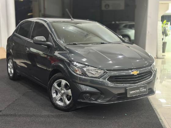 CHEVROLET ONIX 1.4 MPFI LT 8V FLEX 4P AUTOMÁTICO CHEVROLET ONIX 1.4 MPFI LT 8V FLEX 4P AUTOMÁTICO